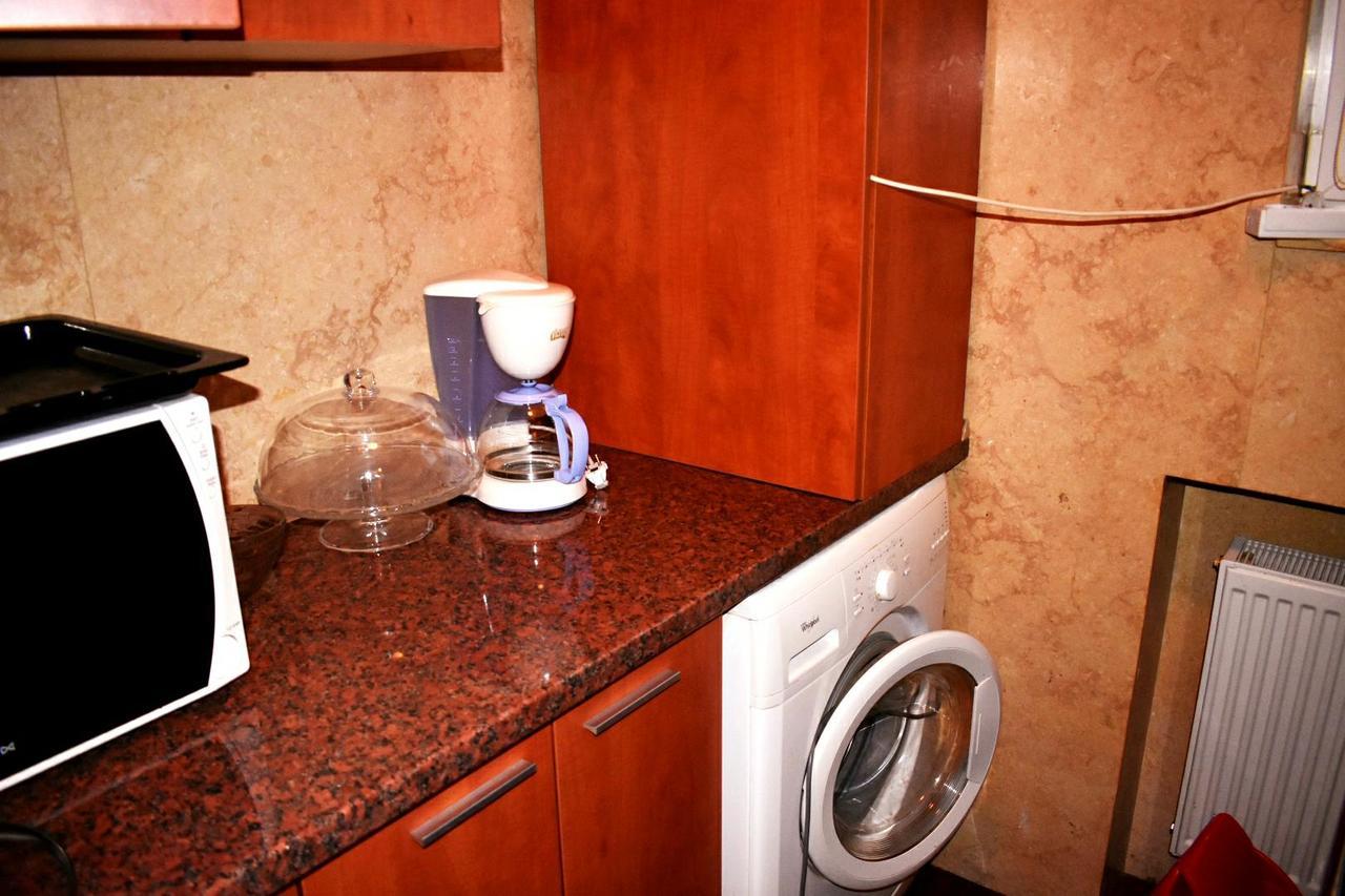 Grand Central Accomodation Sala Palatului Bukarest Kültér fotó